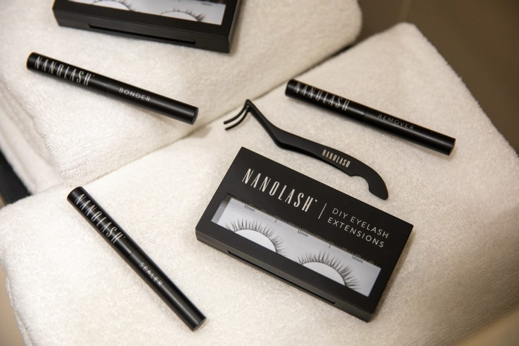 kit complet pentru extensii de gene la domiciliu